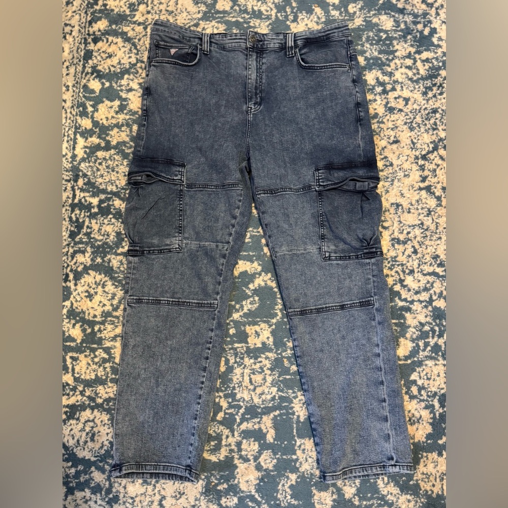 Guess cargo jeans